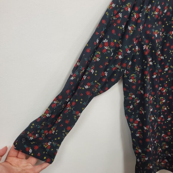 Woman Within Dark Floral Button Up Top Size 3X Black Goth Grunge Romantic Edgy - Picture 3 of 11